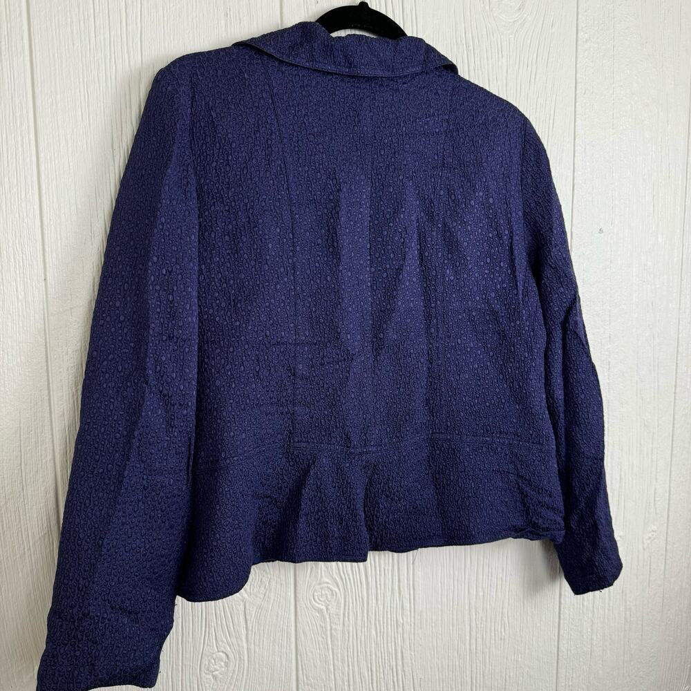 Chico's Purple Silk Blend Open Blazer Cardigan Textured Size 1 or U.S. Medium - Picture 7 of 8